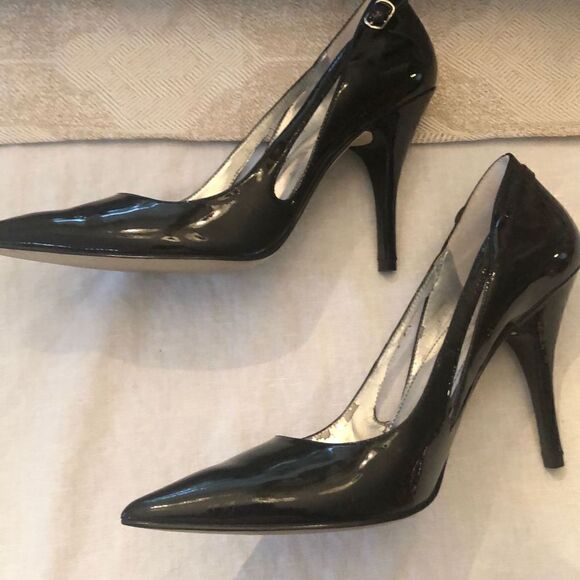 Mark Fisher Black patent leather pumps size 7.5. - Picture 3 of 12